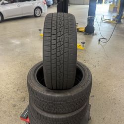 215/45R17