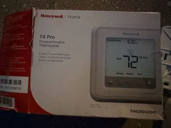 Programmable Honeywell T6 Pro Thermostat model TH6210U2001. Supports 2 Heat / 1 Cool Heat Pump or 1 Heat / 1 Cool Conventional systems. Power with bat