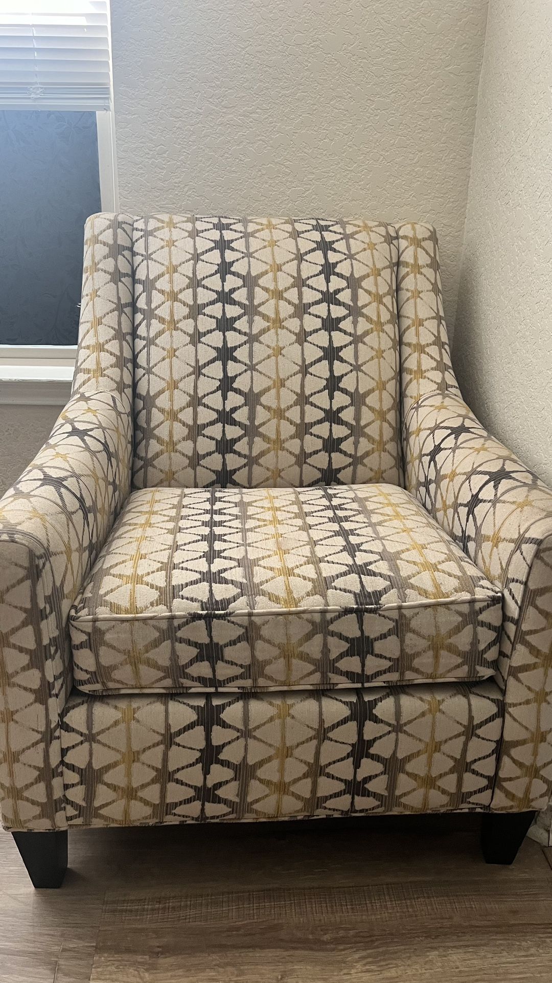 Cushion Chair 