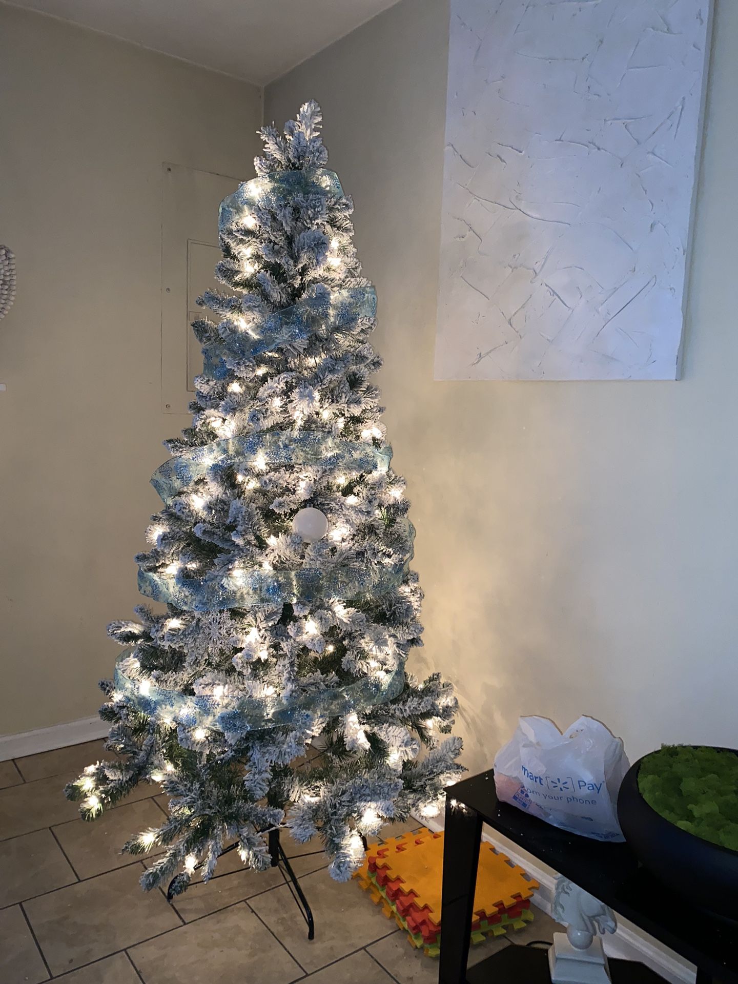 Christmas tree drink dispenser new for Sale in Abingdon, VA - OfferUp