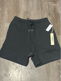 Ess shorts