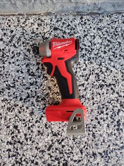 Impact drill milwaukee