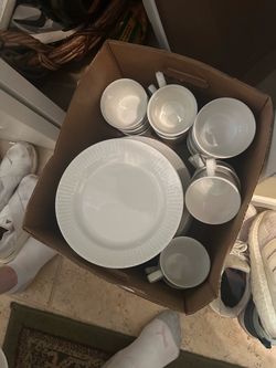 Martha Stewart Dinner Set White Ceramic microwaveable