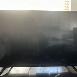32 Inch ON Roku tv 
