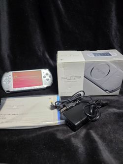 Sony PSP 3000 Mystic Silver CIB