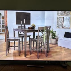 Samsung 65” TV