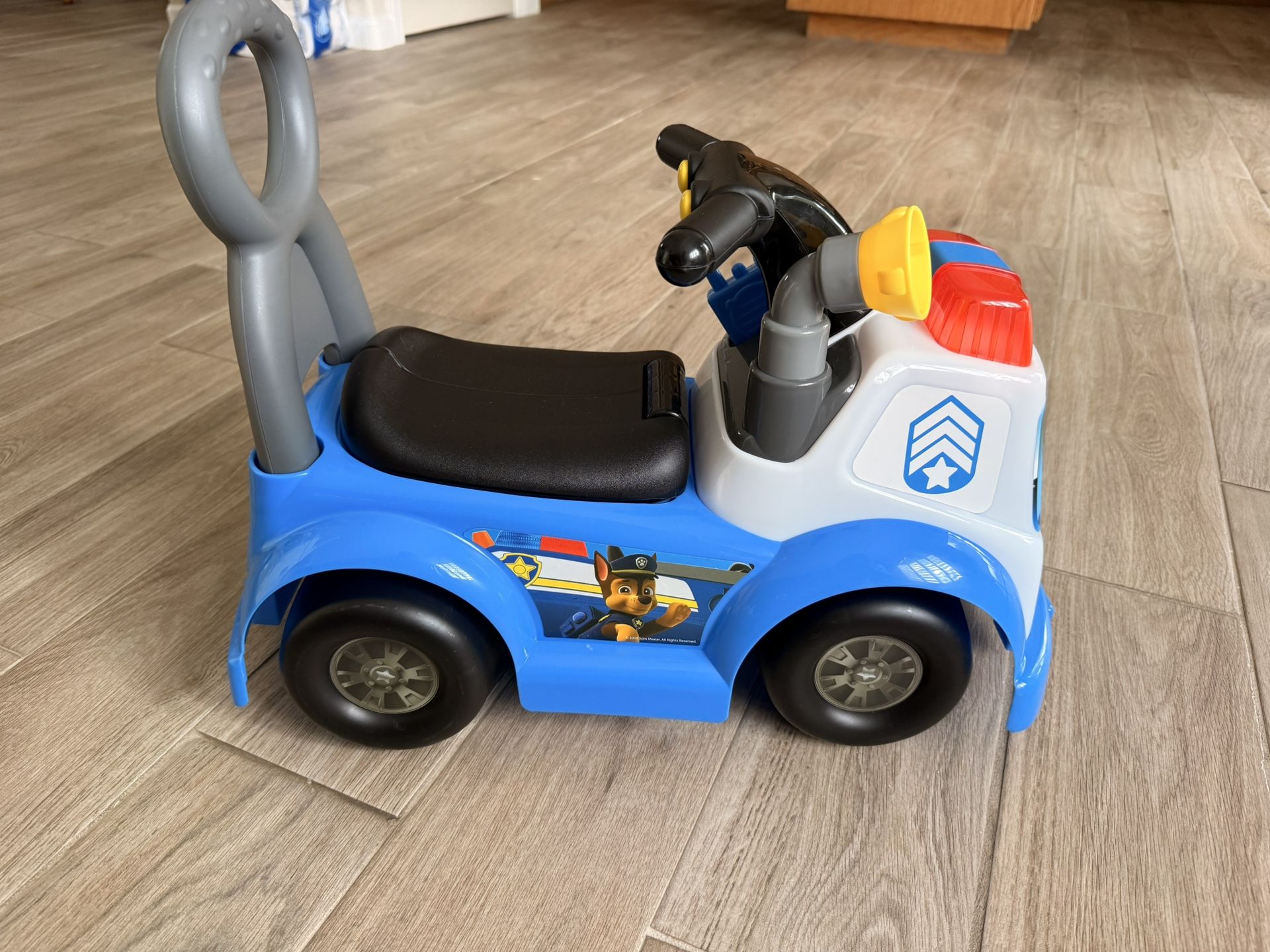 Paw Patrol Car
