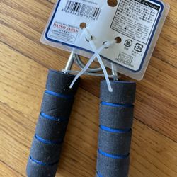 • Daiso Japan Hand Grip Strength Trainer 20kg - Blue Foam Handles  • Brand: Daiso (Dachuang)  • Resistance: 20kg (about 44 lbs) - suitable for daily f