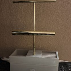 Jewelry Organizer/ Stand