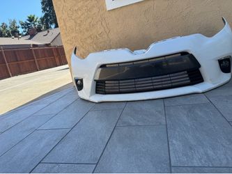 Bumper corolla 2014 ,2015 ,2016