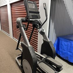 NordicTrack Freestride Trainer Elliptical