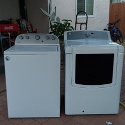 Washer And Gas Dryer 