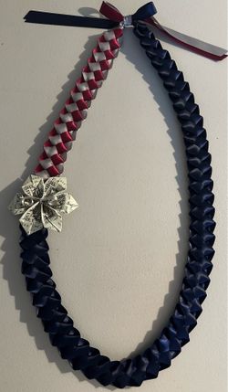 Graduation leis