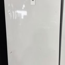 NEW XL Garage Ready Upright Freezer
