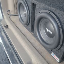 2 12 SKAR AUDIO  good  Condition $180  Cash