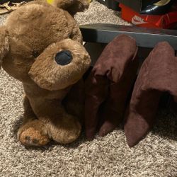 Beautiful brown boots make for a bigger calf