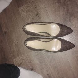 michael kors heels  size 5 1/2
