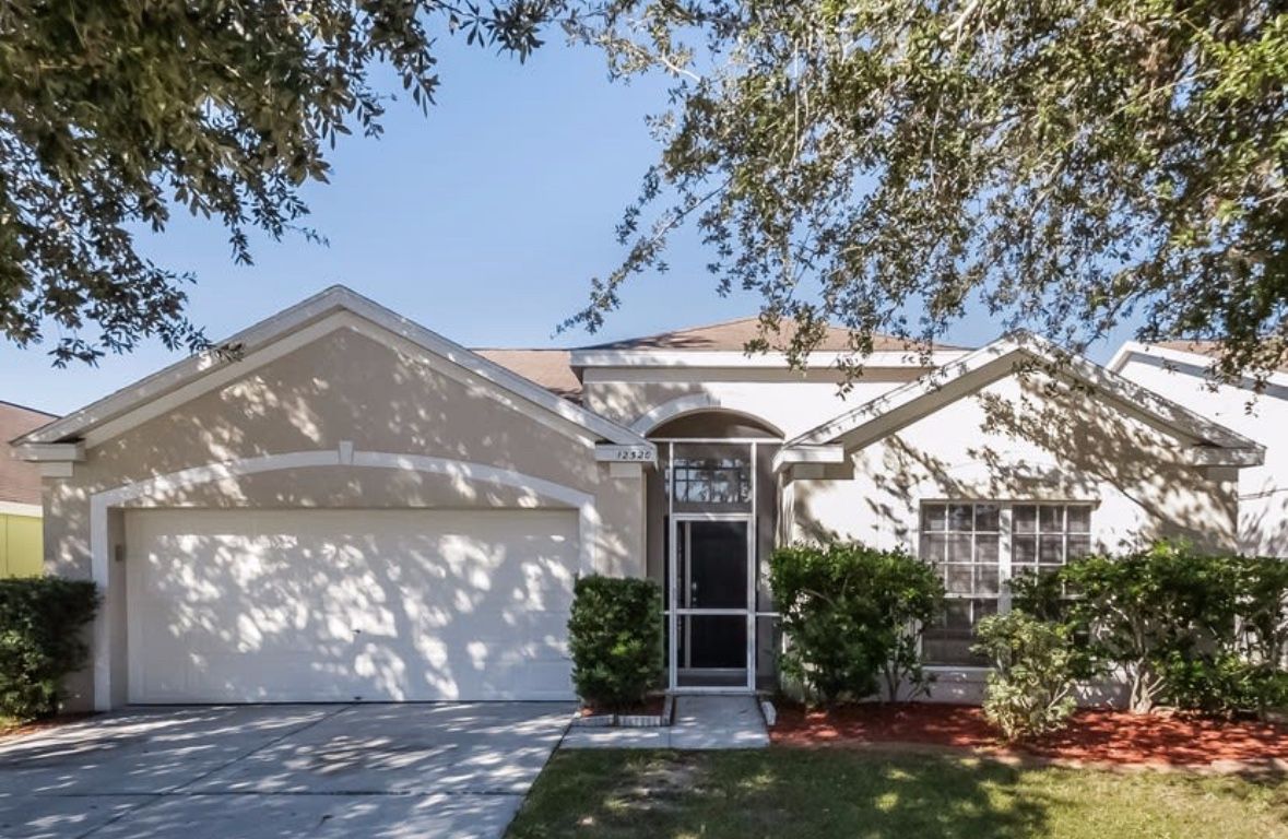 Stunning 3beds And 2baths House Available