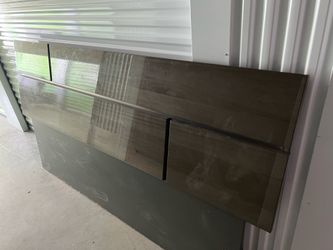 Free king headboard for bed