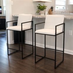 Set of 2 Modern Counter Stools