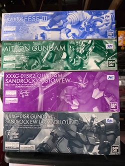 Master Grade Gundam kits