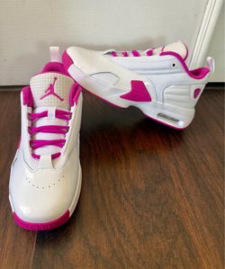 Shoes for girls Jordan Max Aura 6 Shoes White Fire Pink Kid’s
