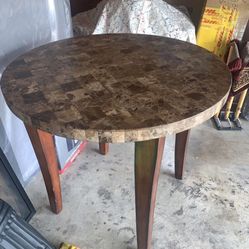 Dinning Table With Marble Top In Good Conditions 