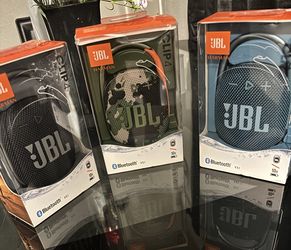 JBL Clip 4 Bluetooth Speakers