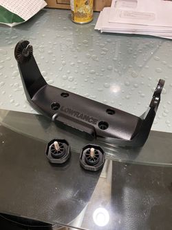 Lowrance gimbal Mount for hds 7 gen 2 touch