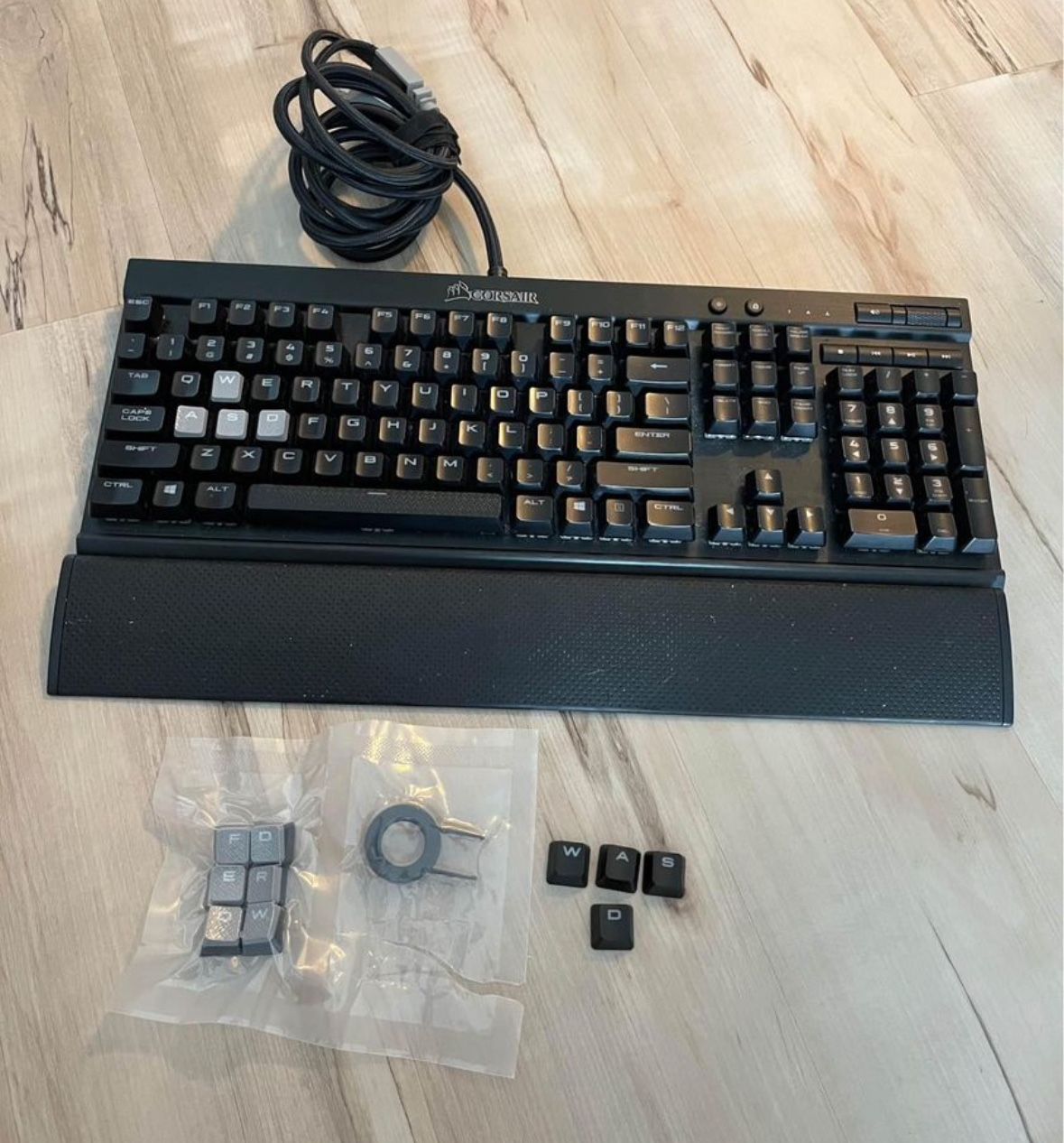 CORSAIR K70 LUX RGB Mechanical Gaming Keyboard