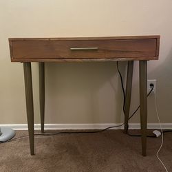 Mid-Century Modern Desk With Charging Port