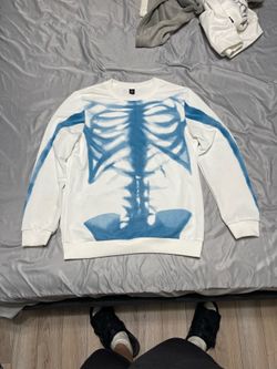 Blue skeleton long sleeve size small in men’s