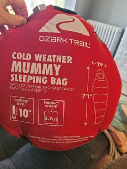 Mummy sleeping bag