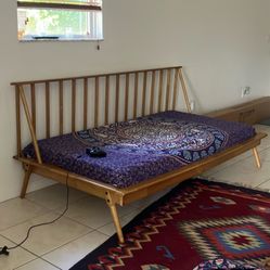 Twin Daybed 
