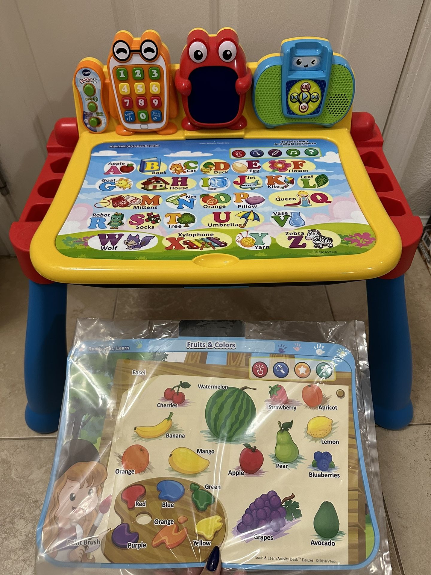 Vtech touch & learn activity desk deluxe