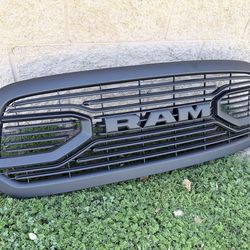 Ram Big Horn Style Grill