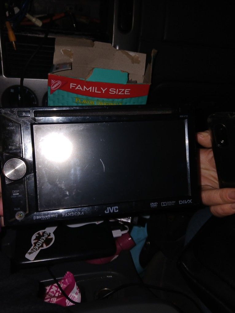 12 Inch Kicker L7 Solo Baric Subwoofers With JVC Double Din And Amp