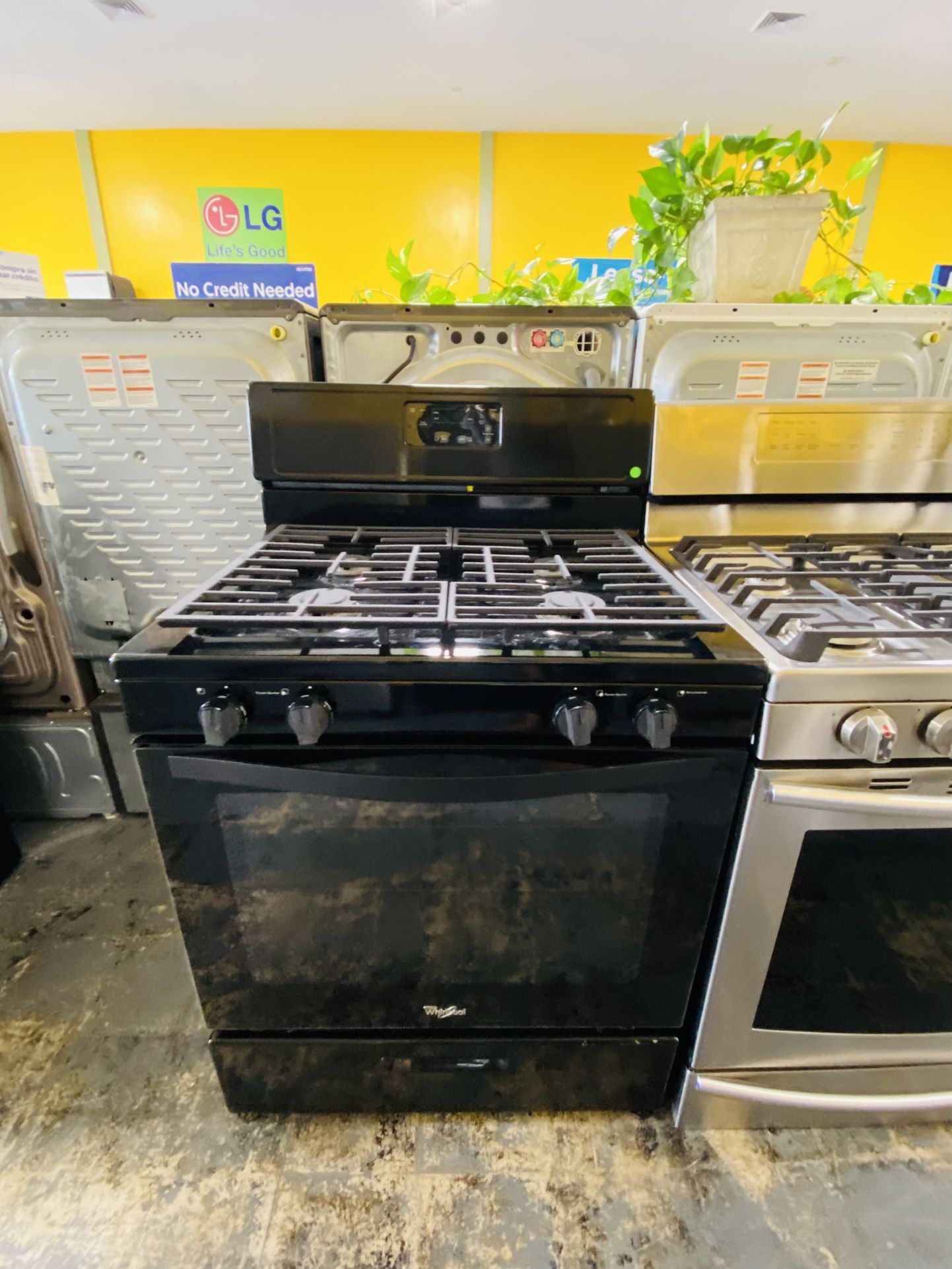 Black Stove No Credit Needed