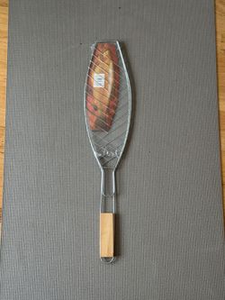 Brand New BBQ Fish Grill Basket with Wooden Handle