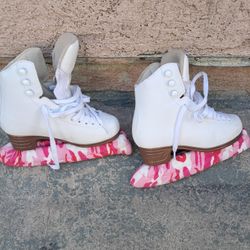 Ive Skates 