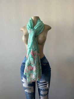 New Beautiful Scarf