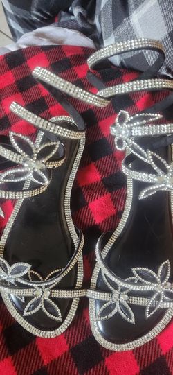 Sparkly Sandal with straps
