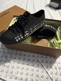 Burberry shoes size 42 men authentic