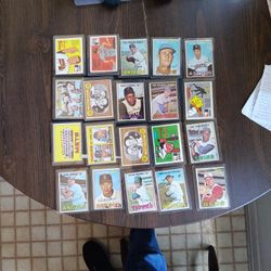 1967 TOPPS BASEBALL CARDS  total.of 60