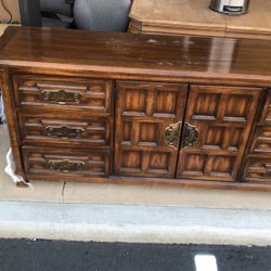 Solid Wood Antic Dresser