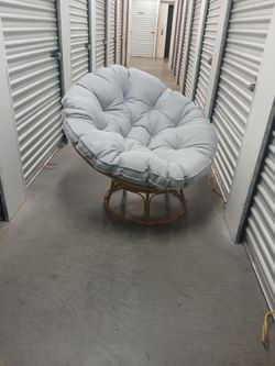 Papasan chair