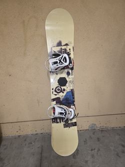 Alibi Snowboard