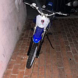 Dirt Bike 