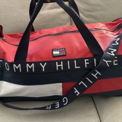 Tommy Hilfiger signature duffel bag. Red-white-blue 