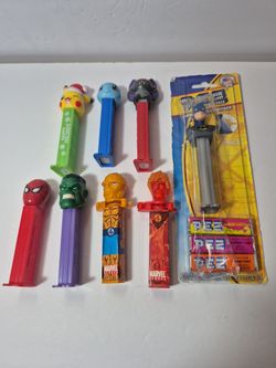 Lot of 8 Assorted Collectors PEZ